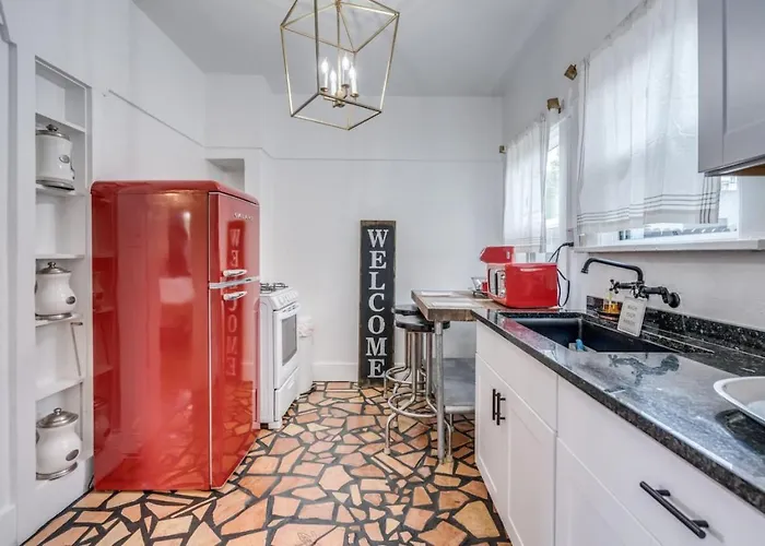 1926 Historic Duplex, Near U Of A, 1 Bedroom 1 Ba