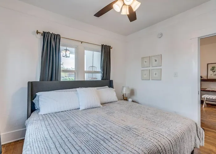 1926 Historic Duplex, Near U Of A, 1 Bedroom 1 Ba
