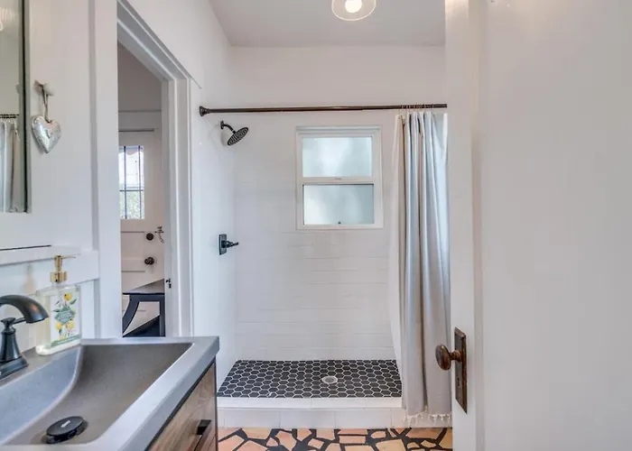 1926 Historic Duplex, Near U Of A, 1 Bedroom 1 Ba * Tucson