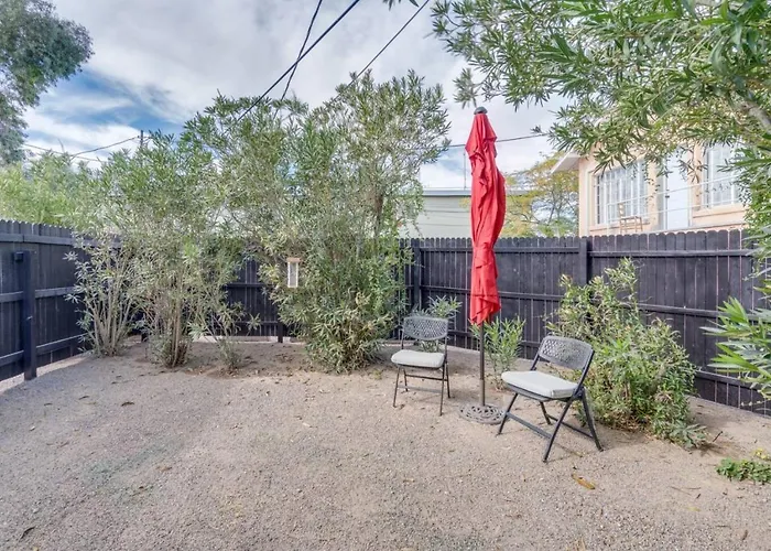 Holiday home 1926 Historic Duplex, Near U Of A, 1 Bedroom 1 Ba Tucson
